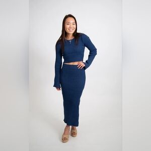 Chic Navy Ribbed Knit Skirt Set